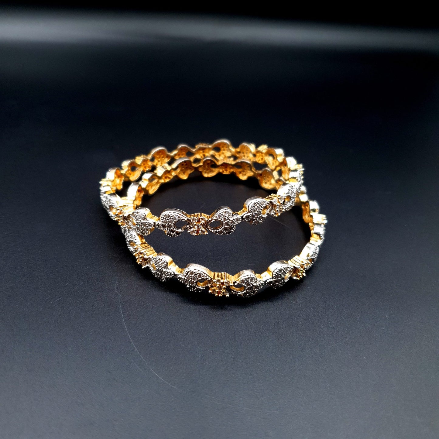 02 PIECE GOLDEN SILVER DESIGN image 2