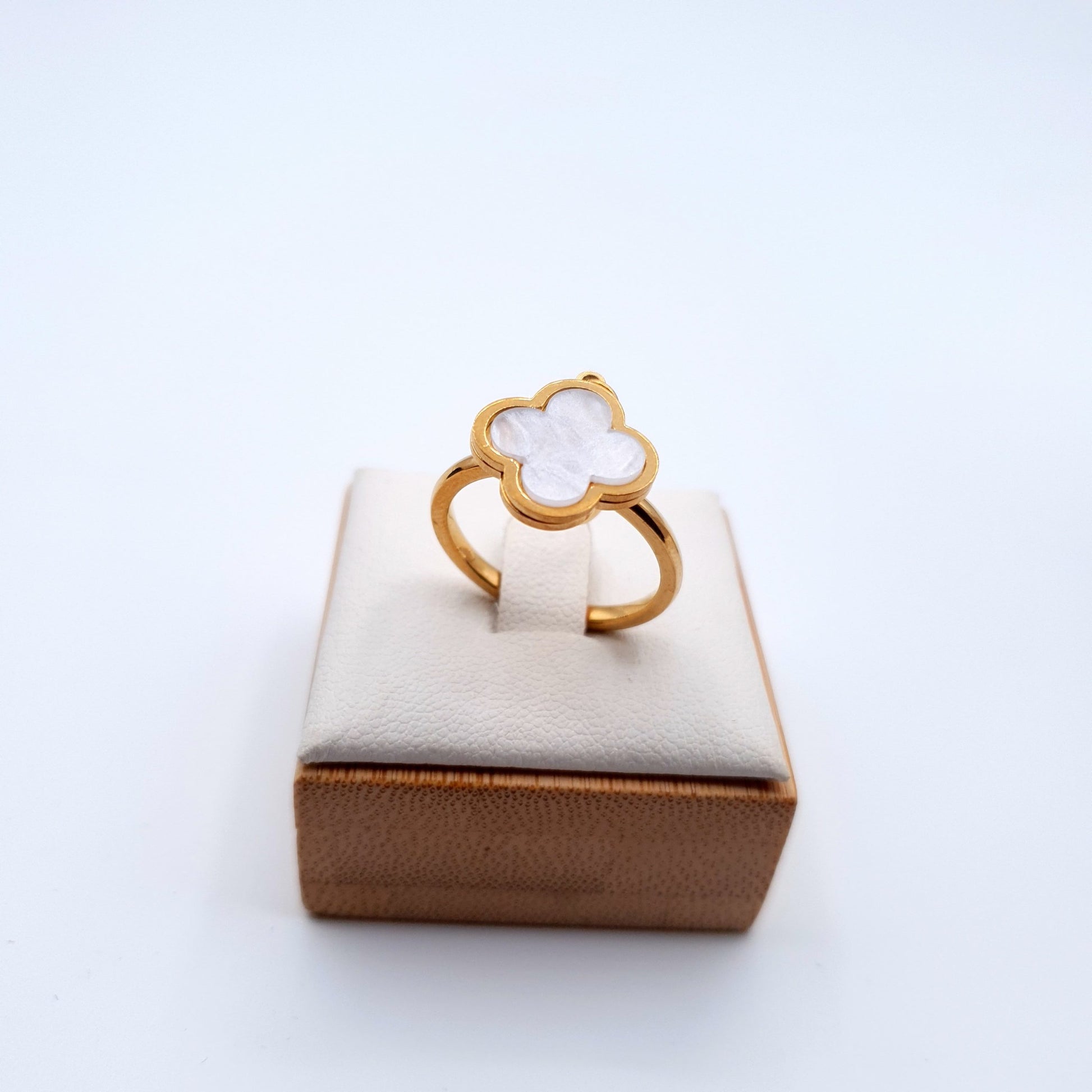 BEAUTIFUL FLOWERS FOR BEAUTIFUL PERSON image 4