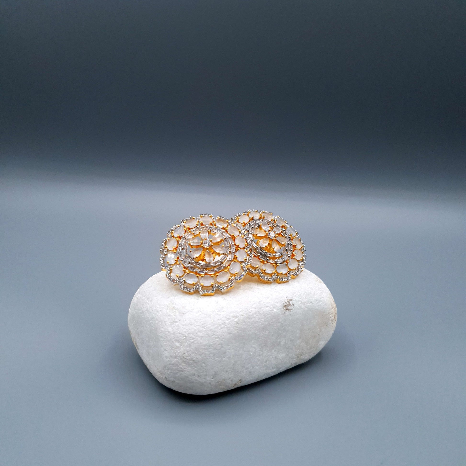 WHEEL STYLE PARTY WEAR-(MULTI COLOUR &amp; GOLDEN SILVER) image 5