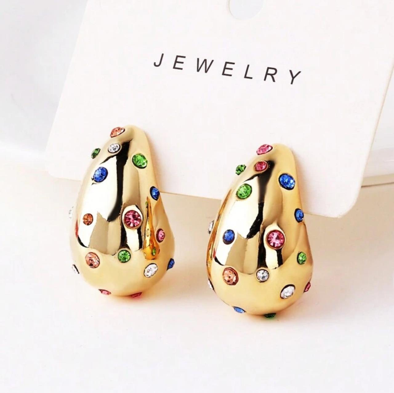 3-D TEAR DROP CRYSTAL STUD image 5
