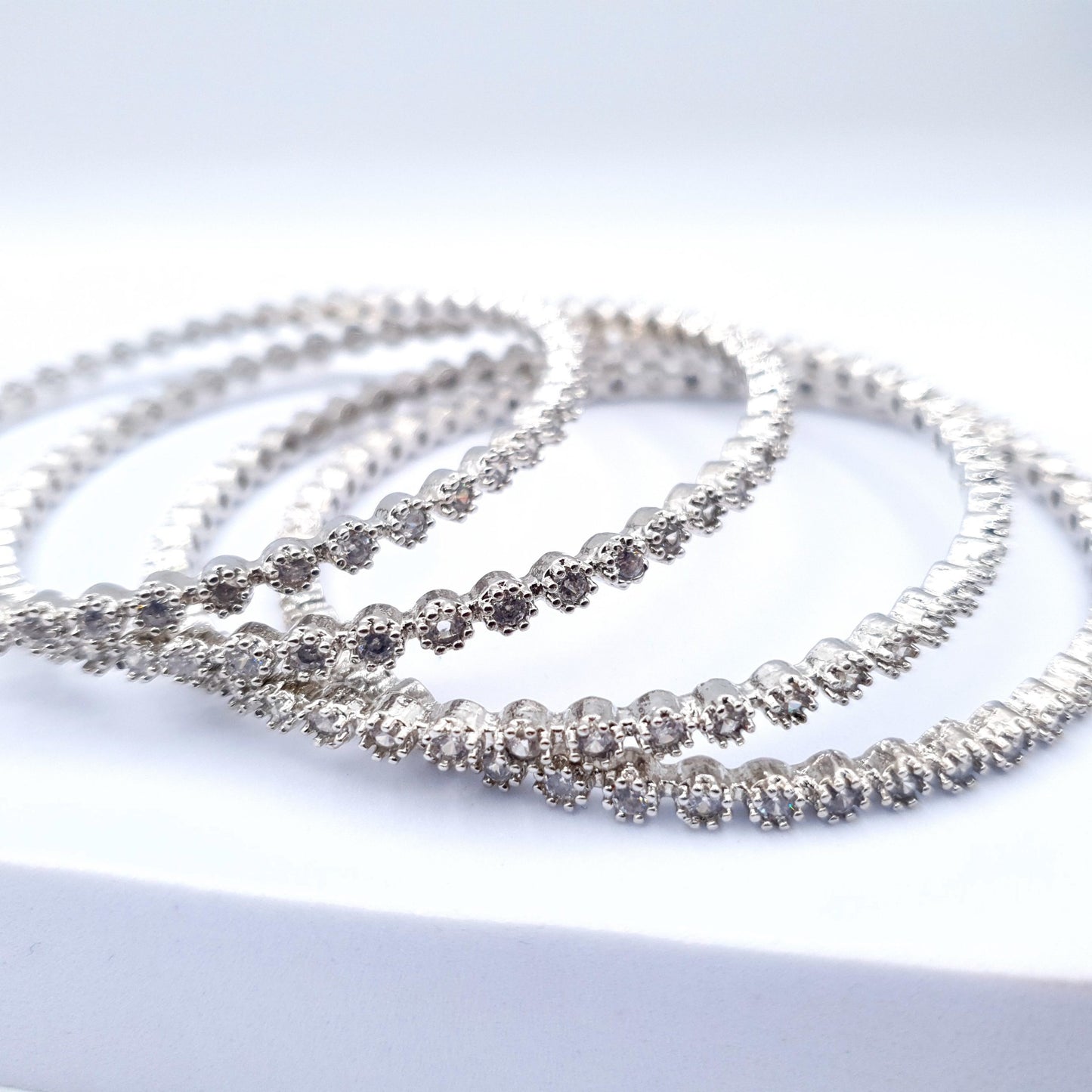 04 PIECES SILVER TRENDY image 2