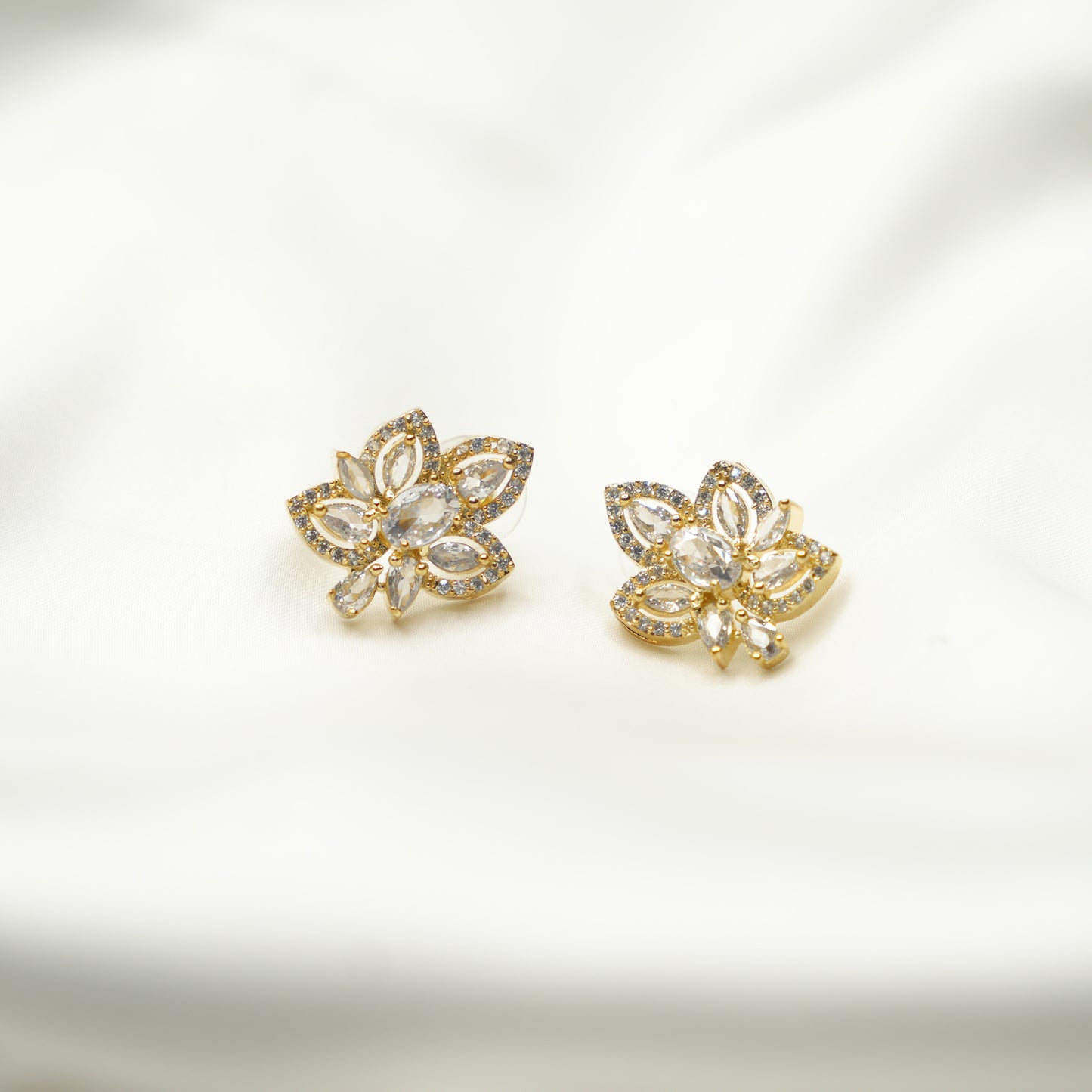 LEAVE SHAPE STYLE-GOLDEN image 2