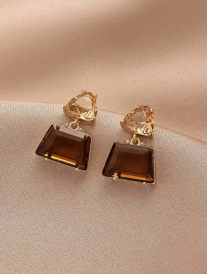 Fashionable Vintage Minimalist Trapezoid Crystal Earrings image 2