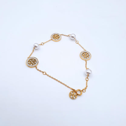 A beautiful and attractive bracelet that effortlessly adds elegance and charm to any wrist. image 3