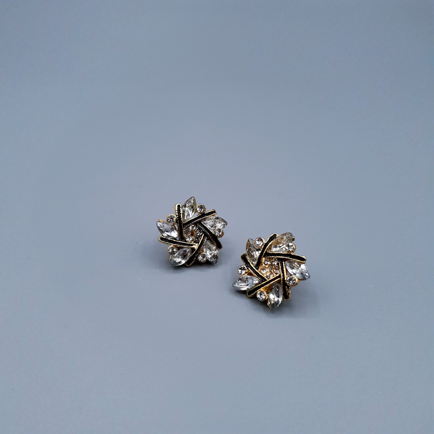 STAR STUD image 6