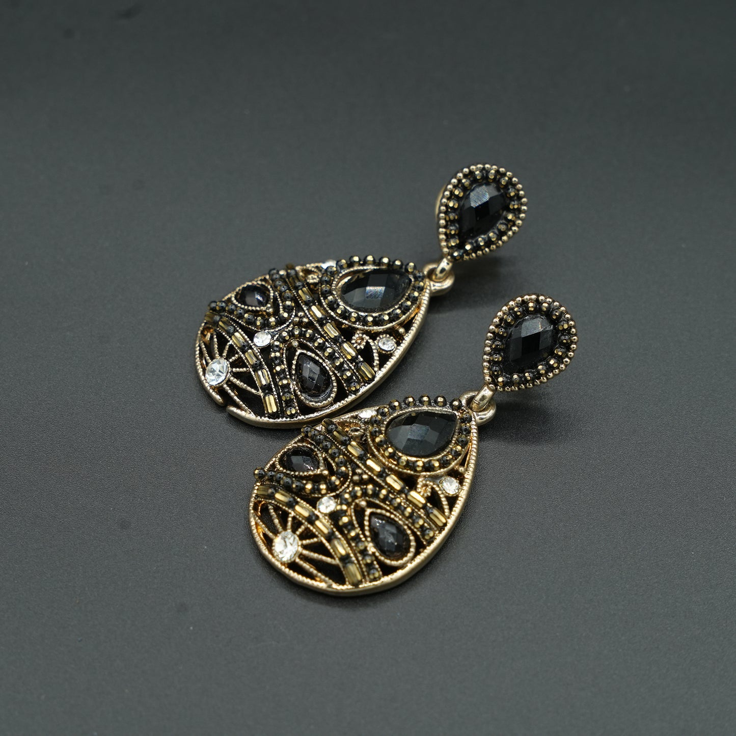 ANTIQUE BLACK STONES image 1