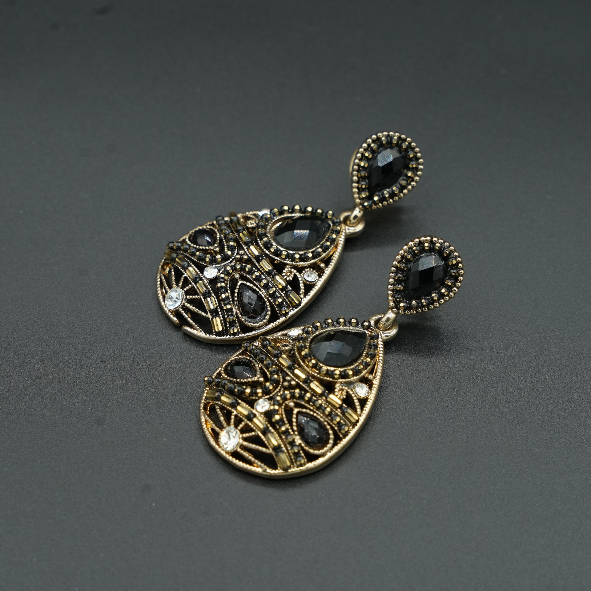 ANTIQUE BLACK STONES image 1