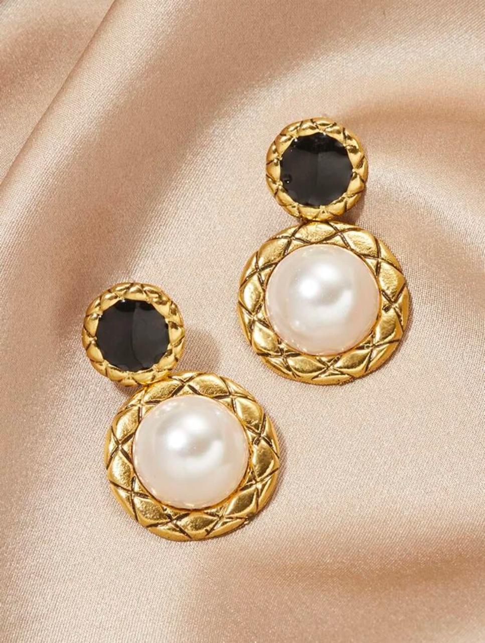 FAUX PEARL D?COR ROUND DROP EARRINGS image 5