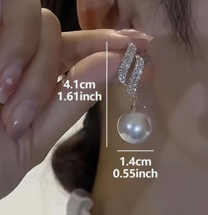 Elegant and Sophisticated Lightweight and High-end Versatile Earrings image 2