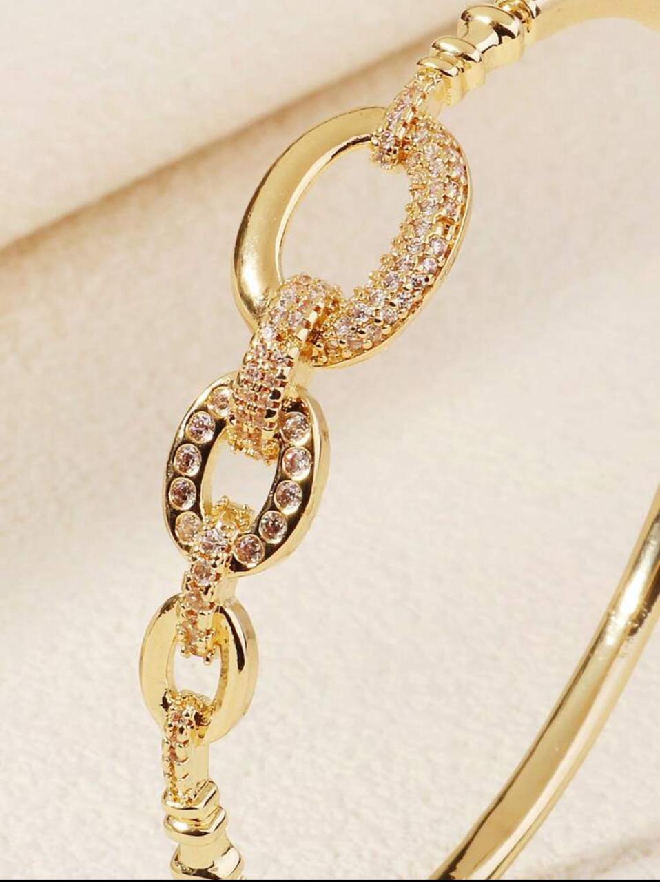 Elegant Gold-Plated Copper And Cubic Zirconia Clasp Bracelet image 0