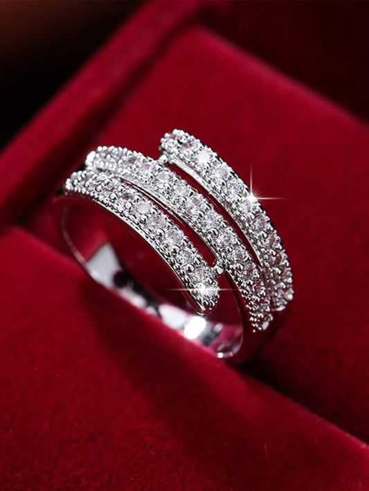 CUBIC ZIRCONIA DÉCOR WRAP RING image 1