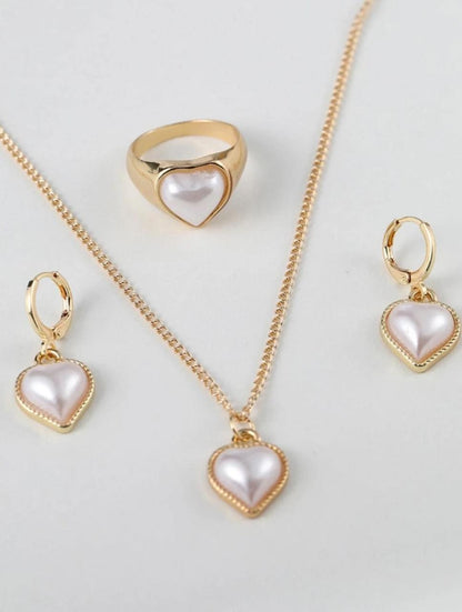 4 PIECES HEART SHAPED FAUX PEARL SET image 3