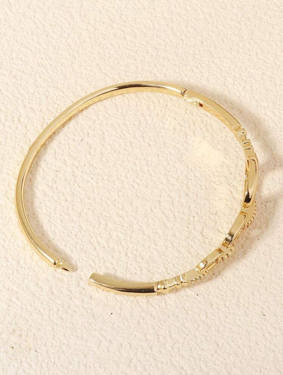 Elegant Gold-Plated Copper And Cubic Zirconia Clasp Bracelet image 2
