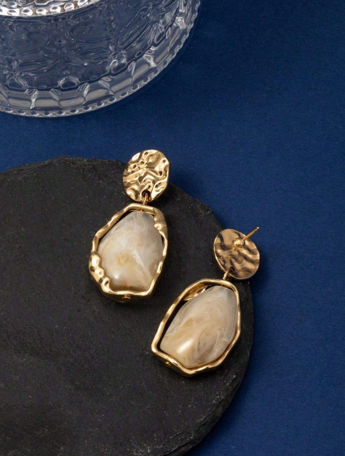 Elegant Minimalist Vintage Gold-Tone Earrings image 1