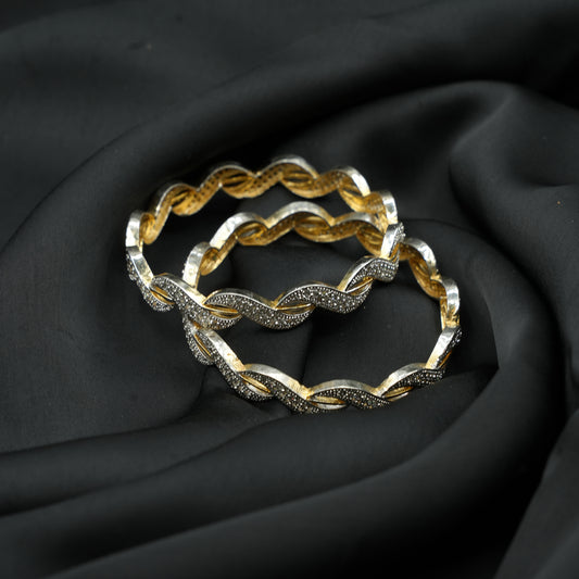 SILVER PEARLS TRENDY DESIGN (PAIR OF 02) image 1