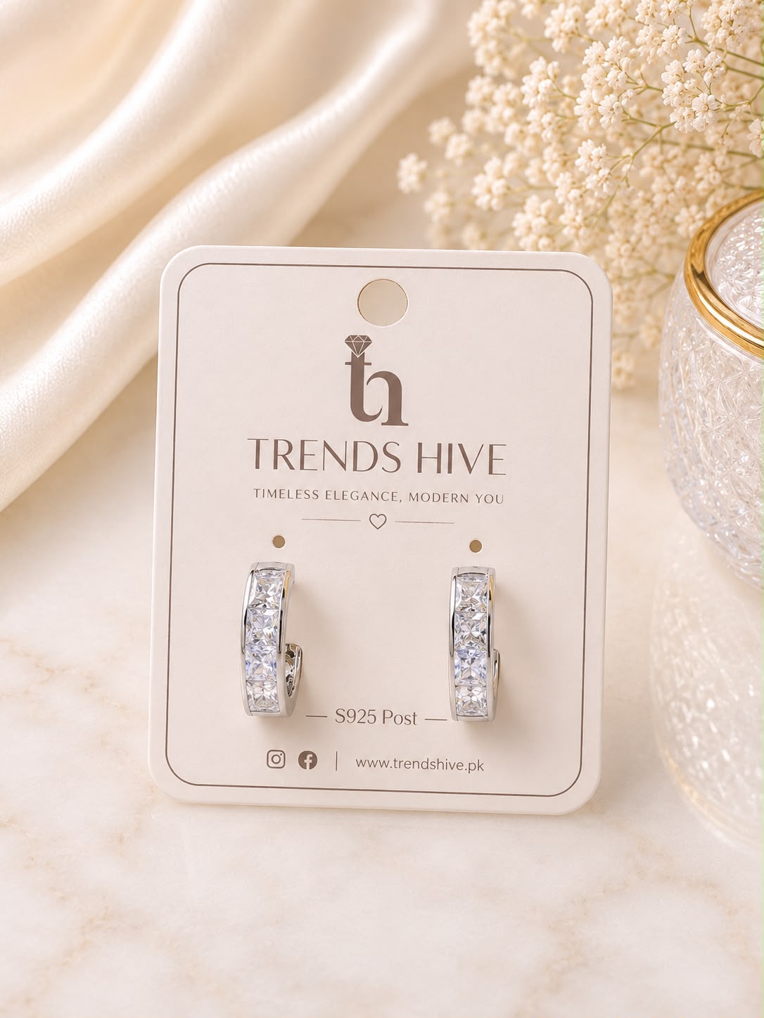 Crystal Luxe Huggie