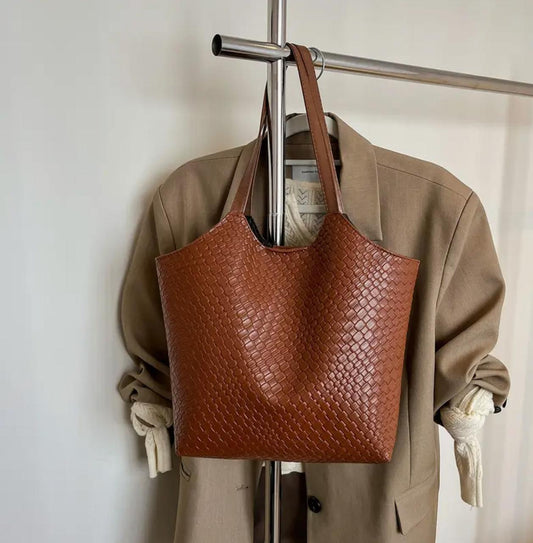 Chic Shoulder And Crossbody Bag with Fixed Straps, Buckle Closures And Polyester Lining - Perfect for Work, Casual Outings And Shopping image 0