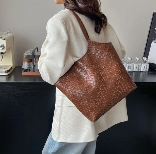 Chic Shoulder And Crossbody Bag with Fixed Straps, Buckle Closures And Polyester Lining - Perfect for Work, Casual Outings And Shopping image 1