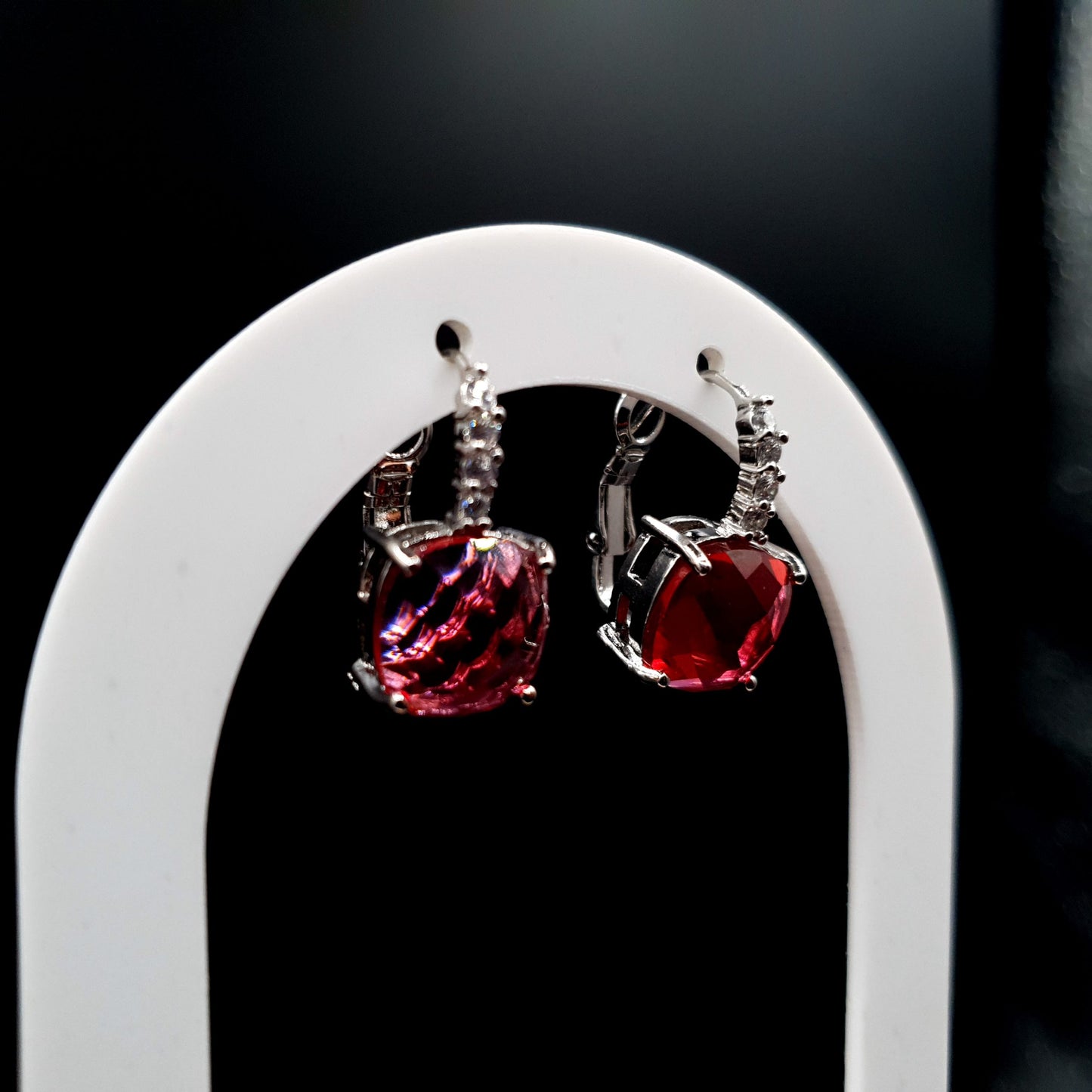 CUSHION EAR HOOPS image 4