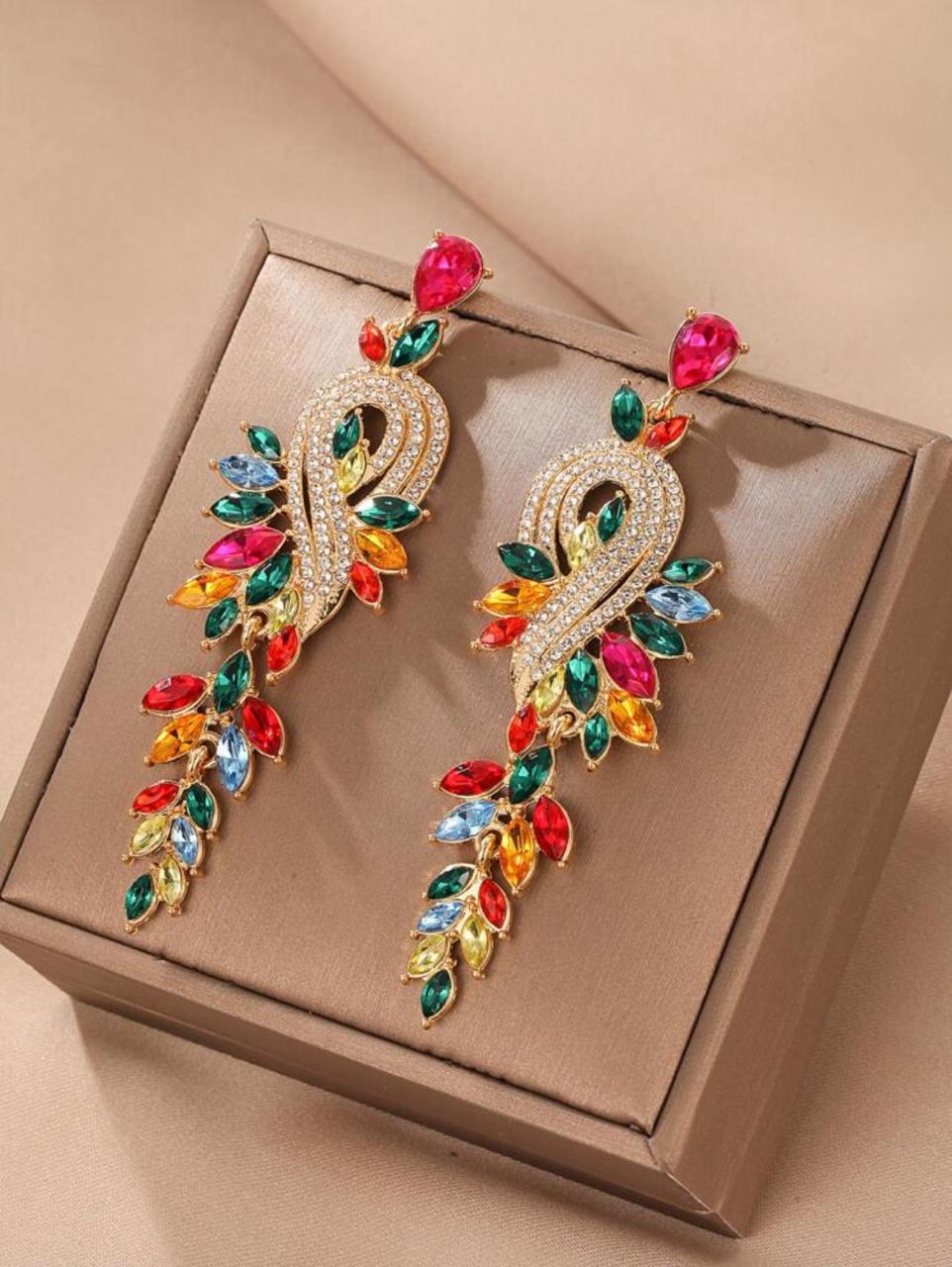GLAMOROUS ZINC ALLOY RHINESTONE image 8