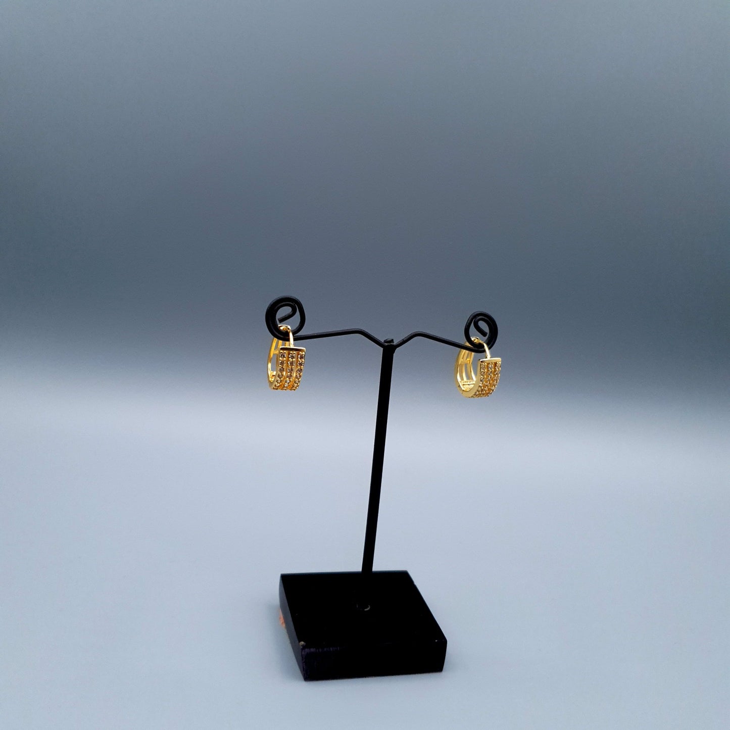 SQUARE LAYER HOOPS image 1