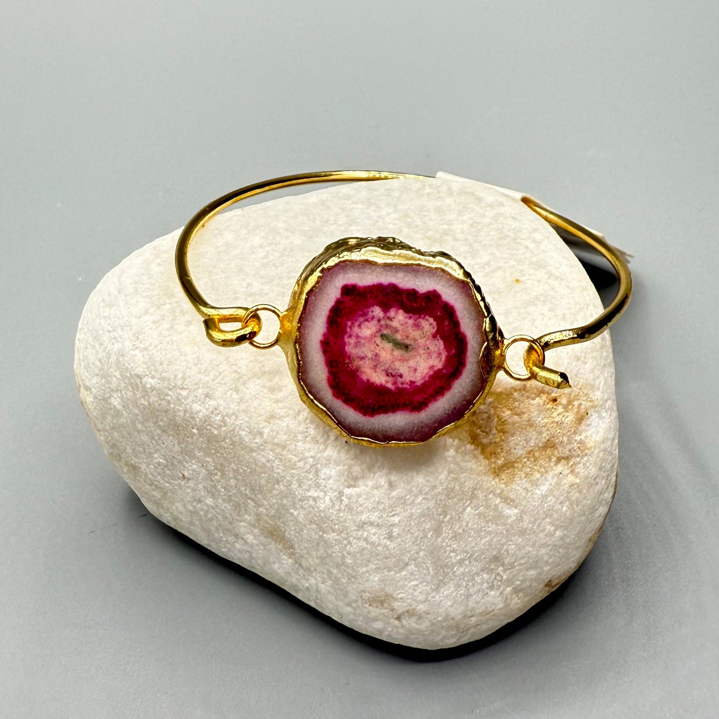 Adjustable Boho-Chic Natural Crystal Flower Bangle - violet image