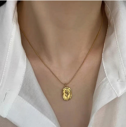 A Special Gift Elegant Simple Rose Tulip Pendant Necklace image 3