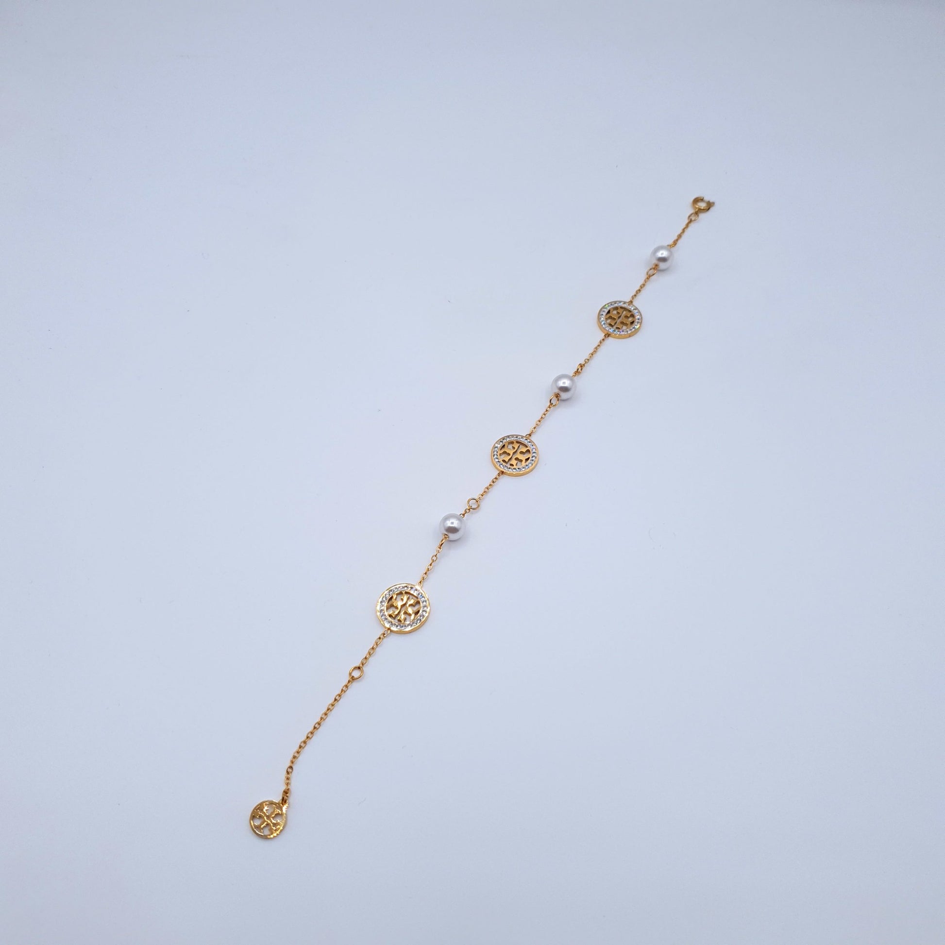 A beautiful and attractive bracelet that effortlessly adds elegance and charm to any wrist. image 1