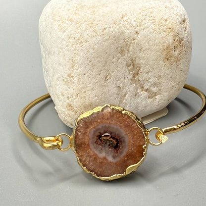 Adjustable Boho-Chic Natural Crystal Flower Bangle - Brown image
