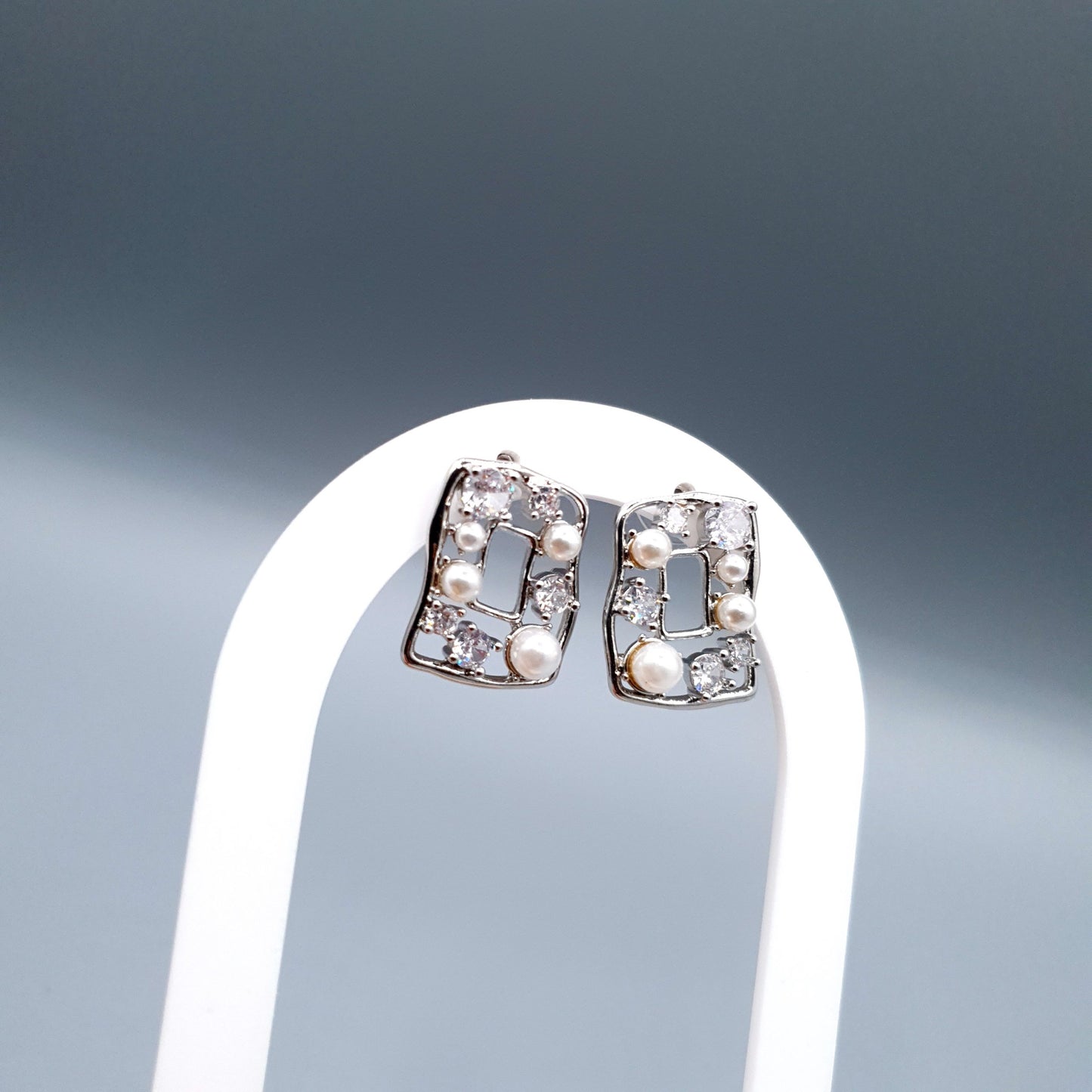 SQUARE SHAPE image 3