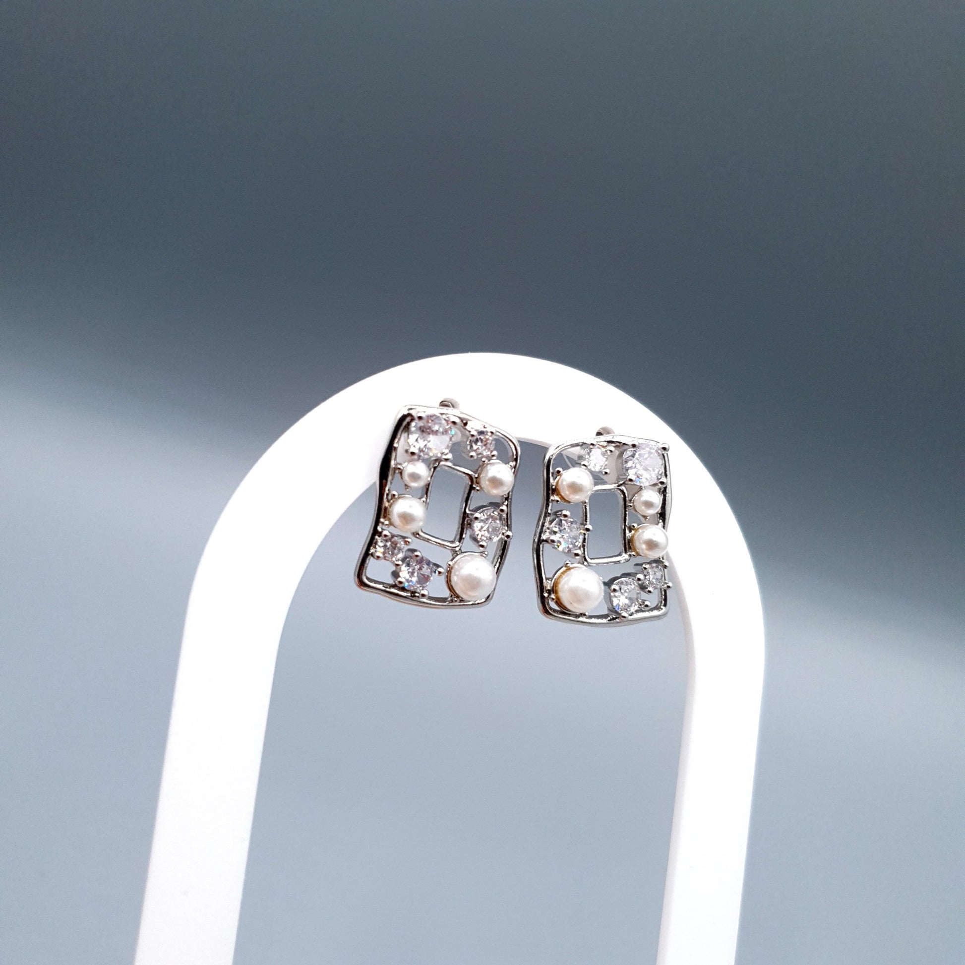 SQUARE SHAPE image 3