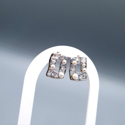 SQUARE SHAPE image 3