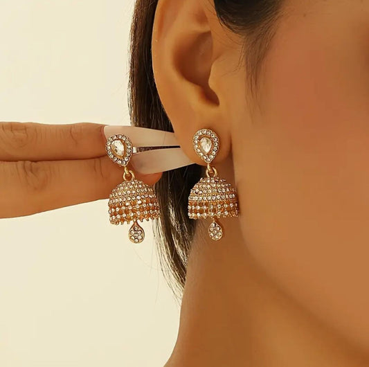 Stylish Jhumka Rhinestone Classic Heart Drop Elegant Style For Women's Everyday, Festive, Wedding And Party Wear image 0