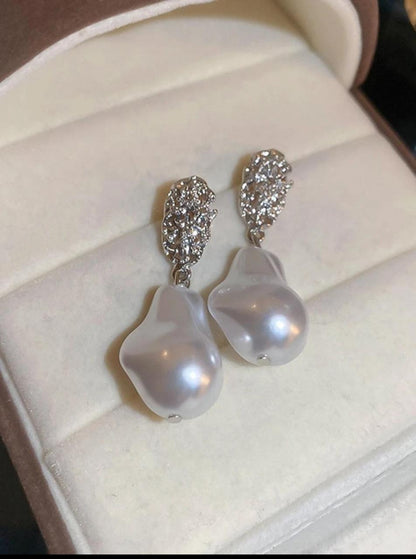 FAUX PEARL DÉCOR DROP image 6