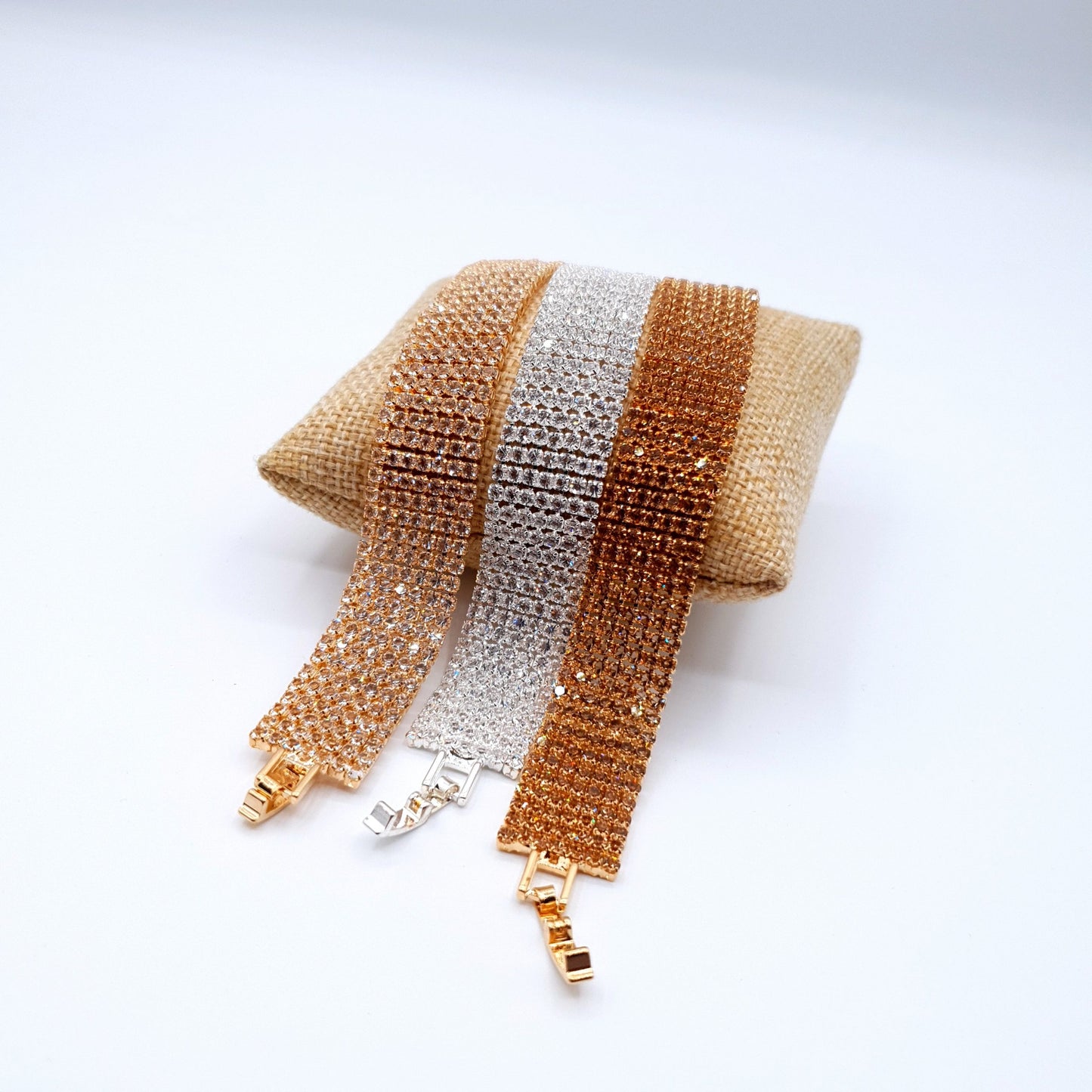 A dazzling bracelet with shimmering stones, designed to captivate and elevate any look image 9