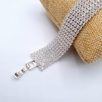 A dazzling bracelet with shimmering stones, designed to captivate and elevate any look image 8