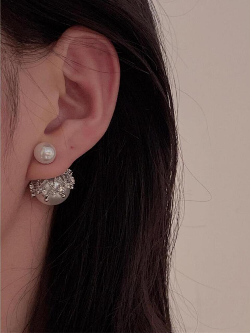 Smooth & Round Cultured Faux Stud With Little Gem image 4