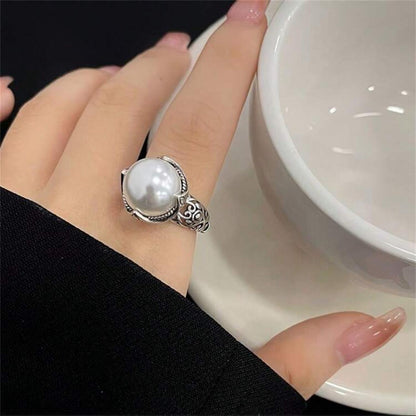 RETRO BIG FAUX PEARL RING image 1