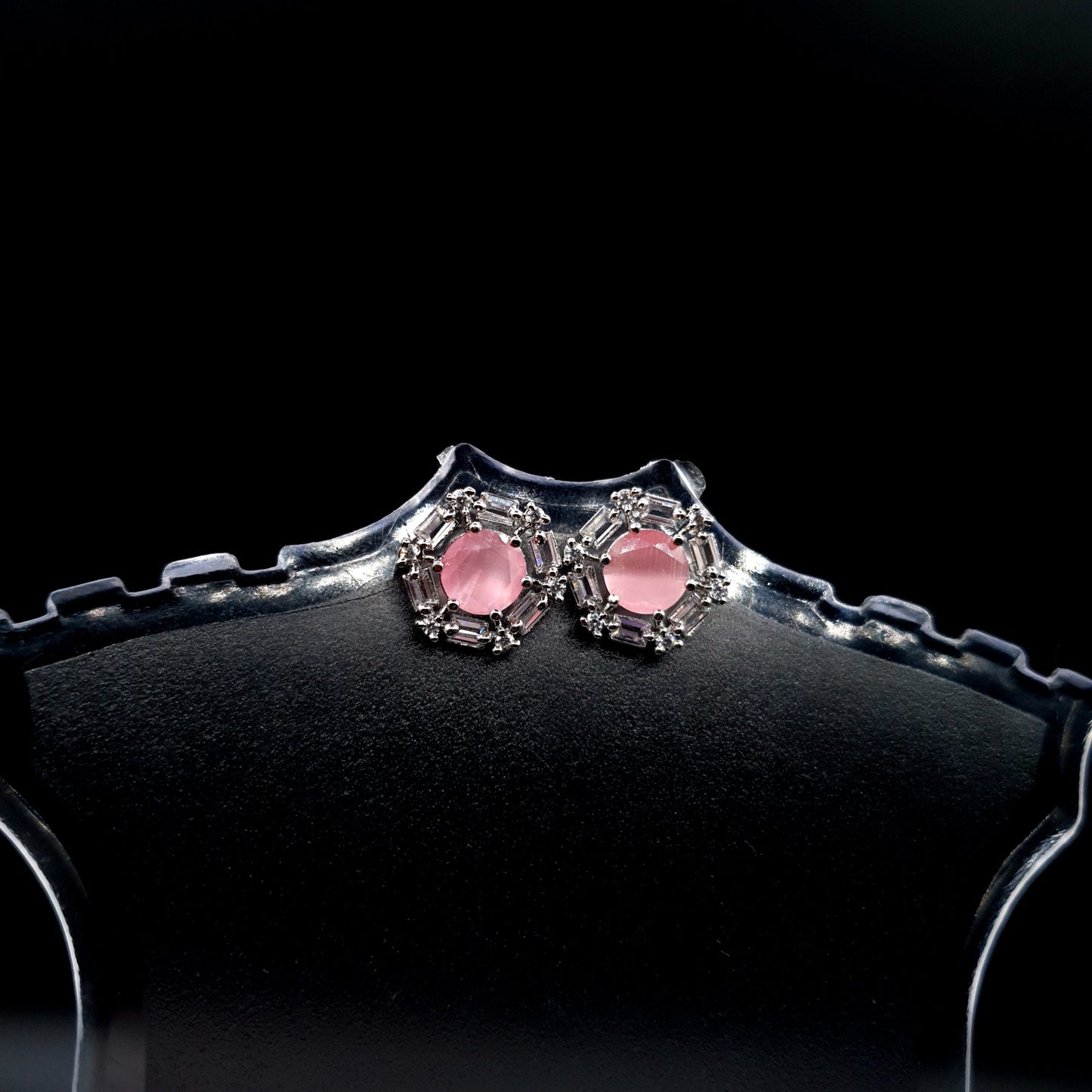 ROUND STYLE- SILVER & A PINK image 1
