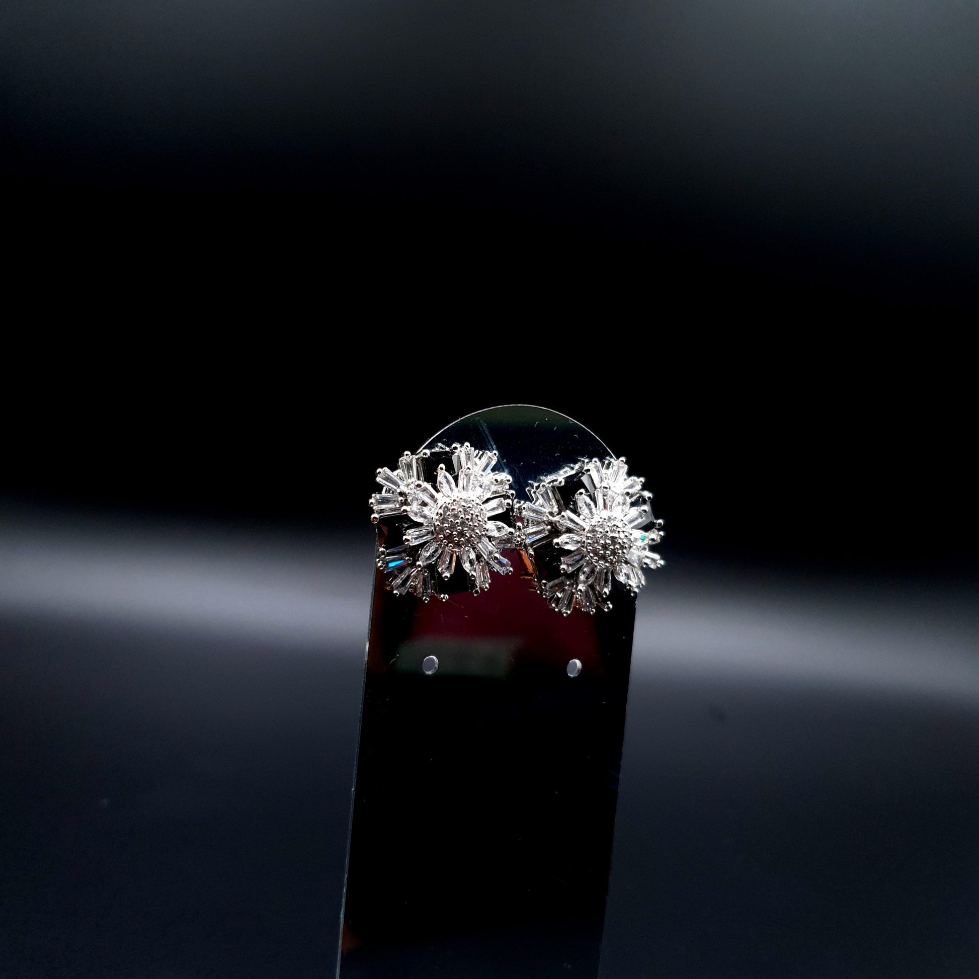 BLACK SILVER N-DESIGN image 1