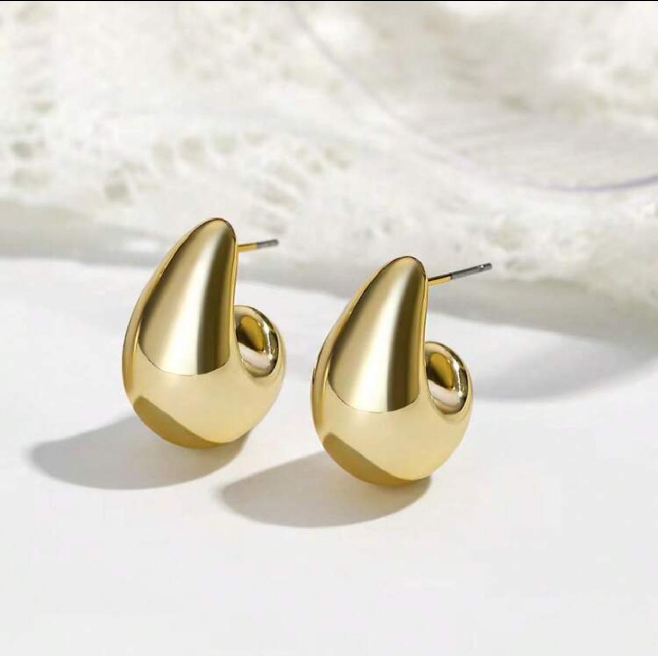 TEAR DROPPED STUDS - GOLDEN image 0
