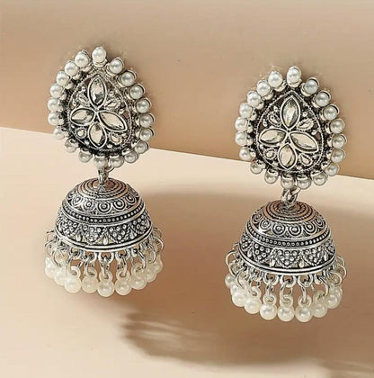 Eastern Bollywood-Inspired Waterdrop-Shaped Earrings image 6