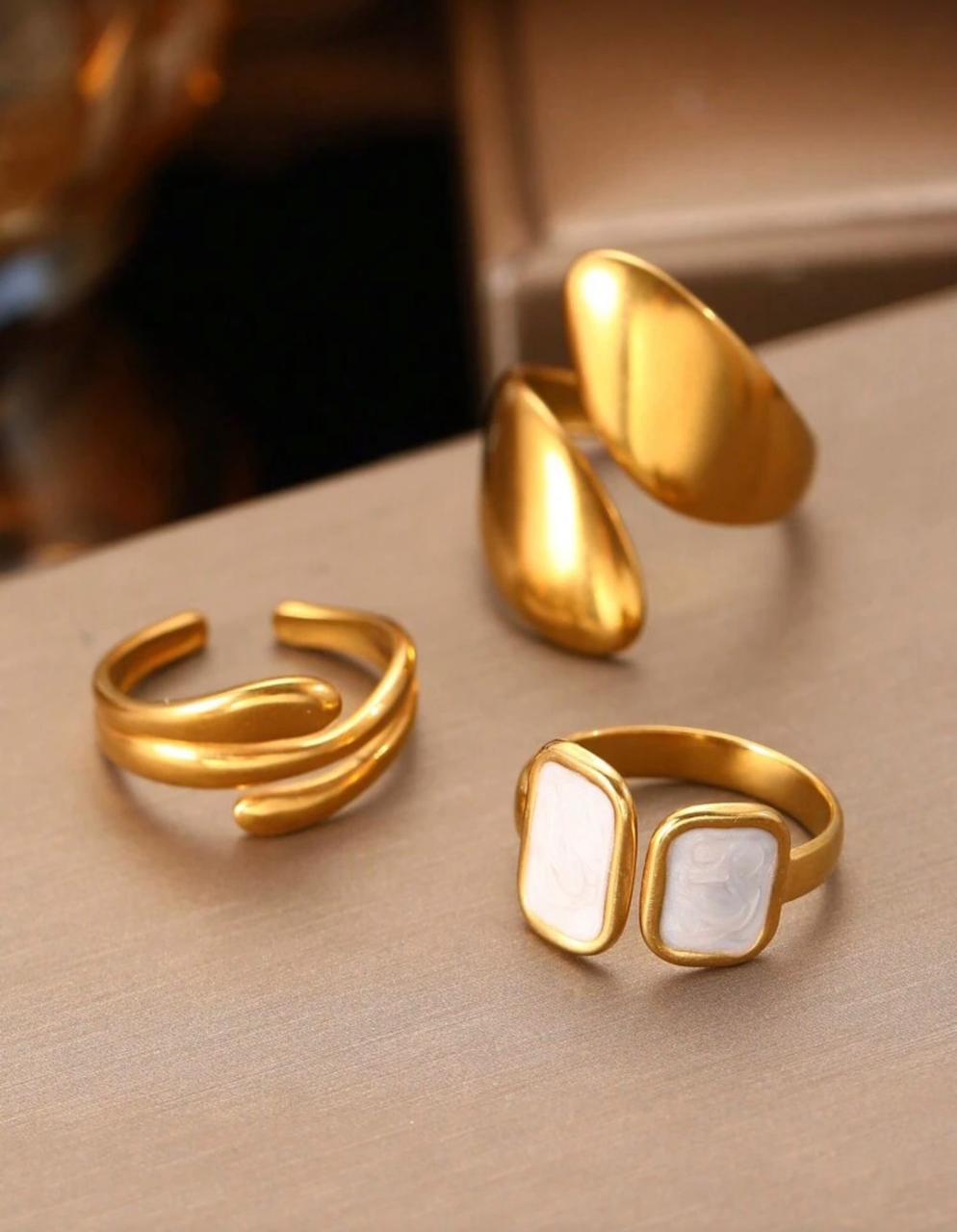 Stylish 3-piece ring set