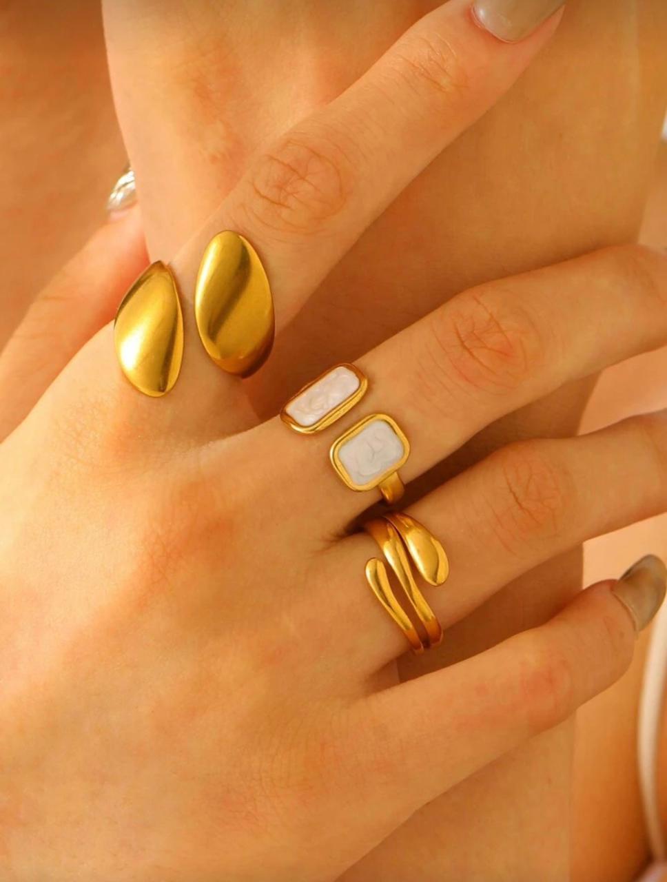 Stylish 3-piece ring set
