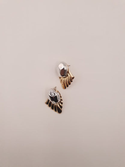 Dual Tone Shell Fan Stud Earrings