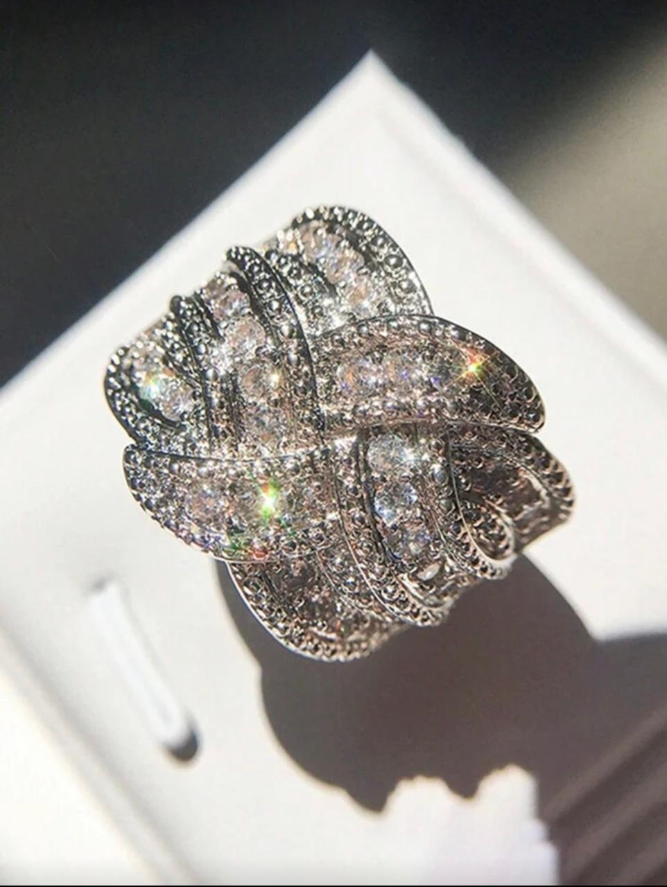 Luxury Crystal Bloom Ring