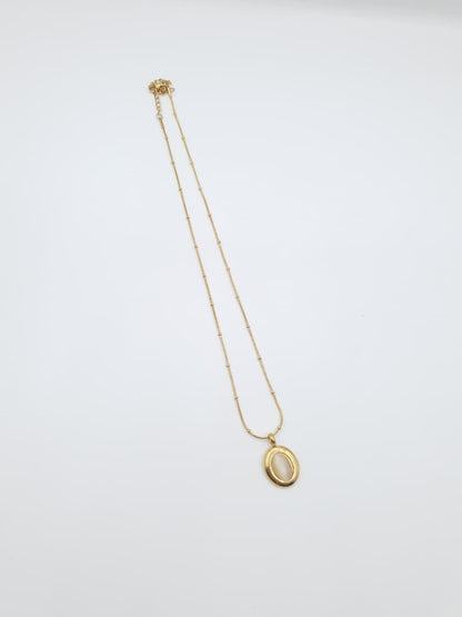 Minimal Gold Necklace with Oval Gemstone Pendant
