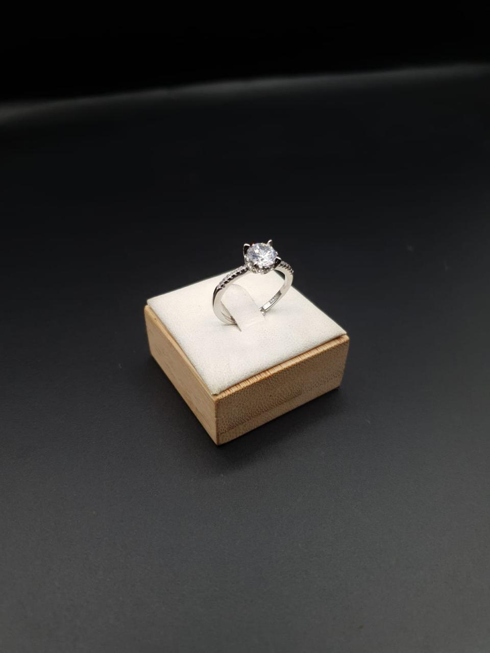 Classic Silver Solitaire