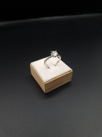 Classic Silver Solitaire