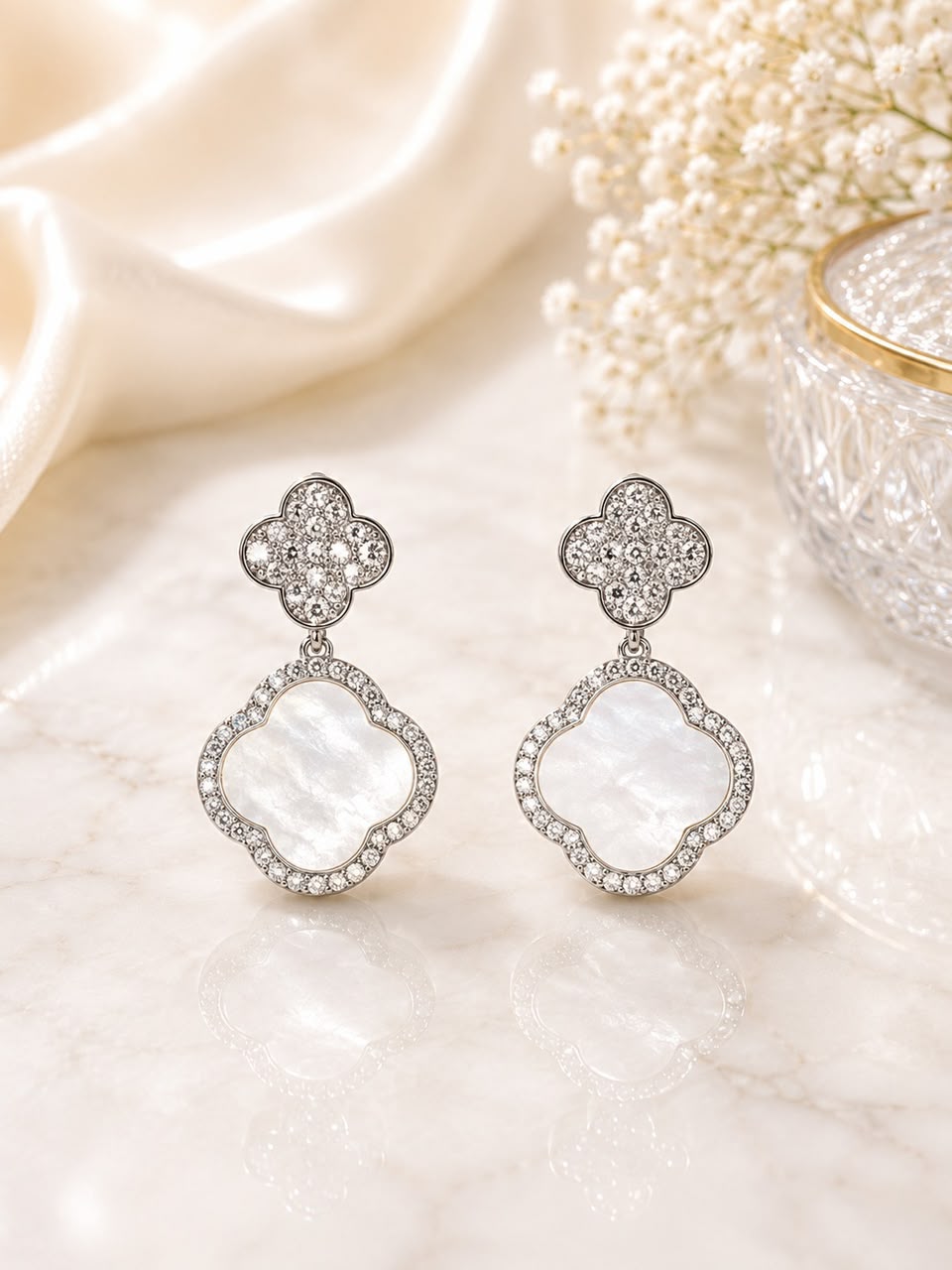 Luna Pearl Clover